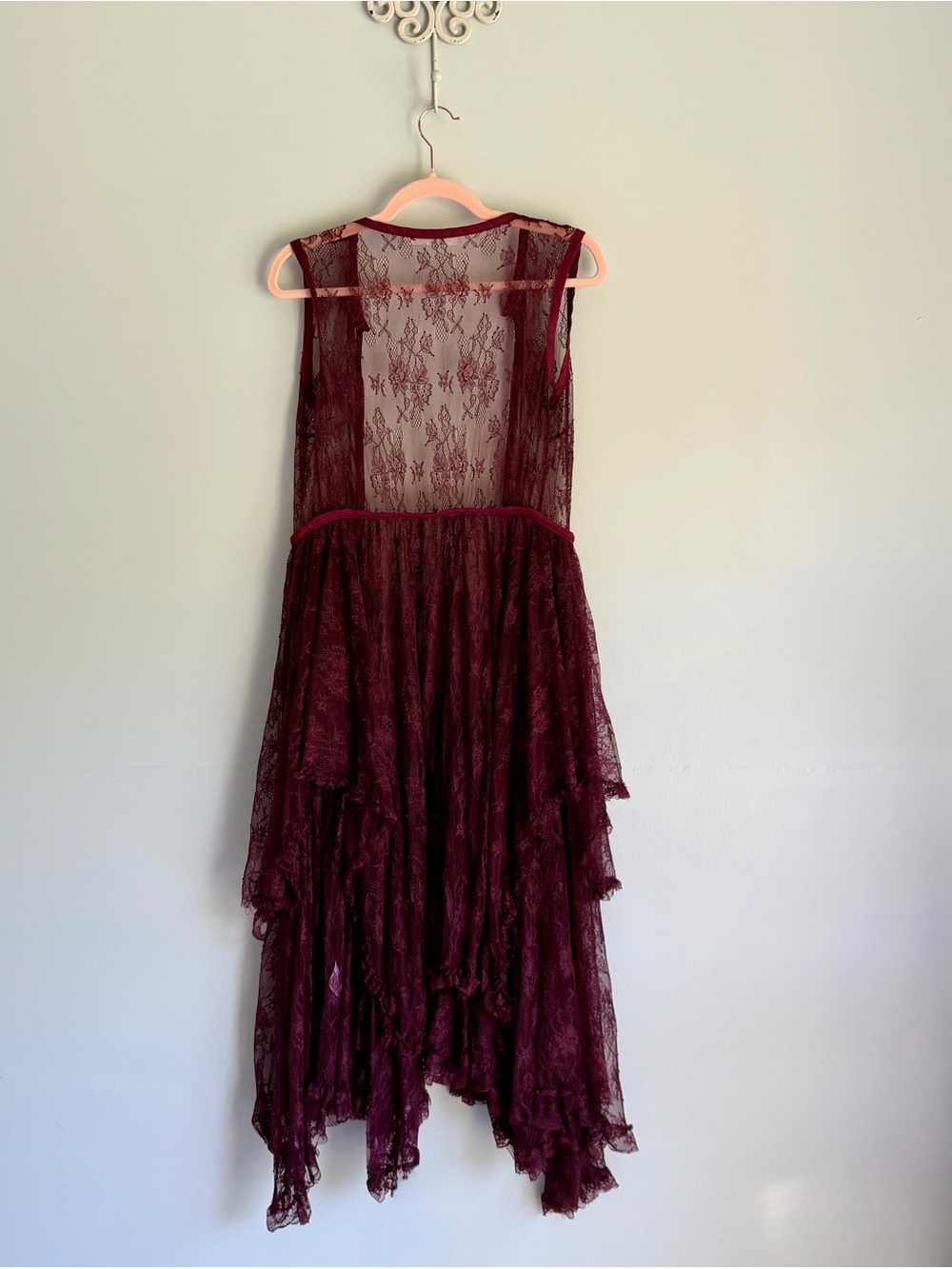 Alter’d State Lace Layered Handkerchief Hem Vest-Dress-Jacket Burgundy - Picture 4 of 4